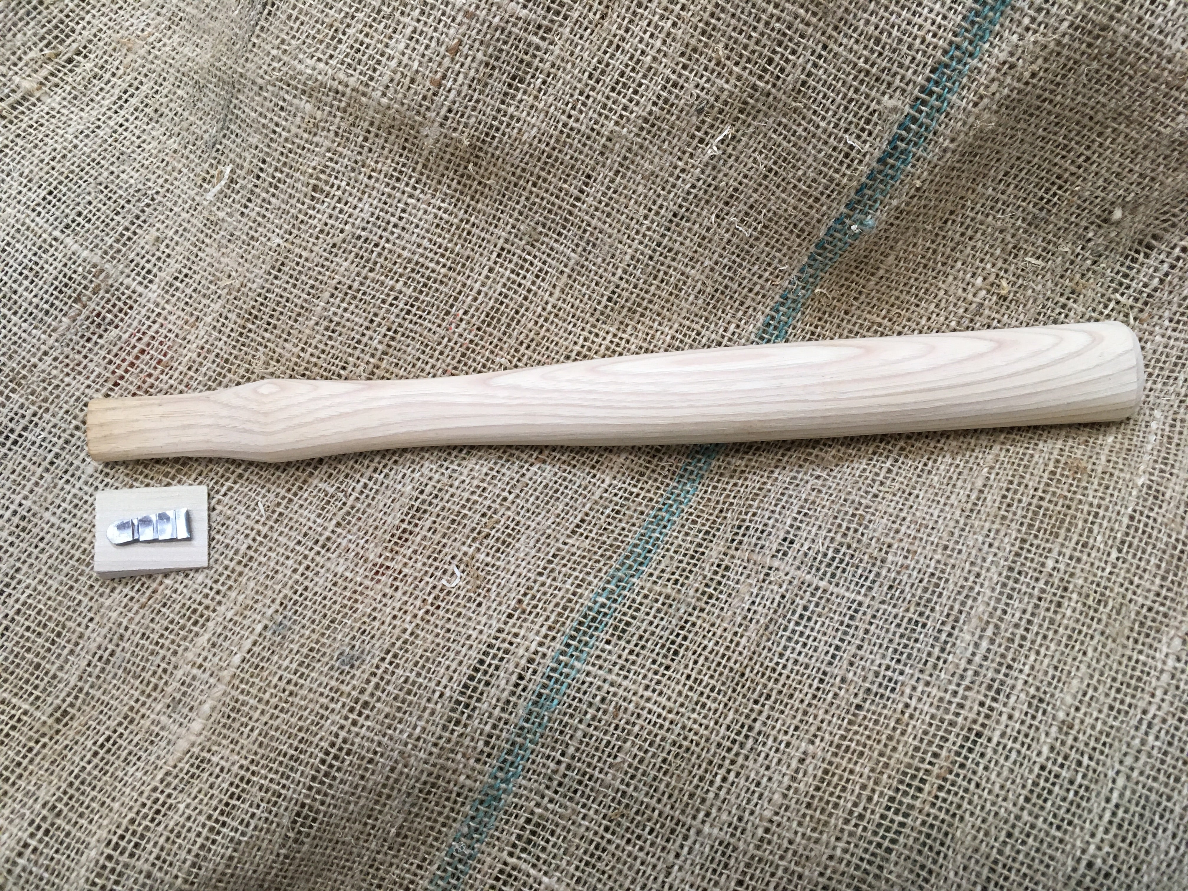 16-3/4" Beaver Tooth Ball Pein / Shop / Blacksmith Hammer Handle Hickory 1-1/16" x 3/4" Eye.