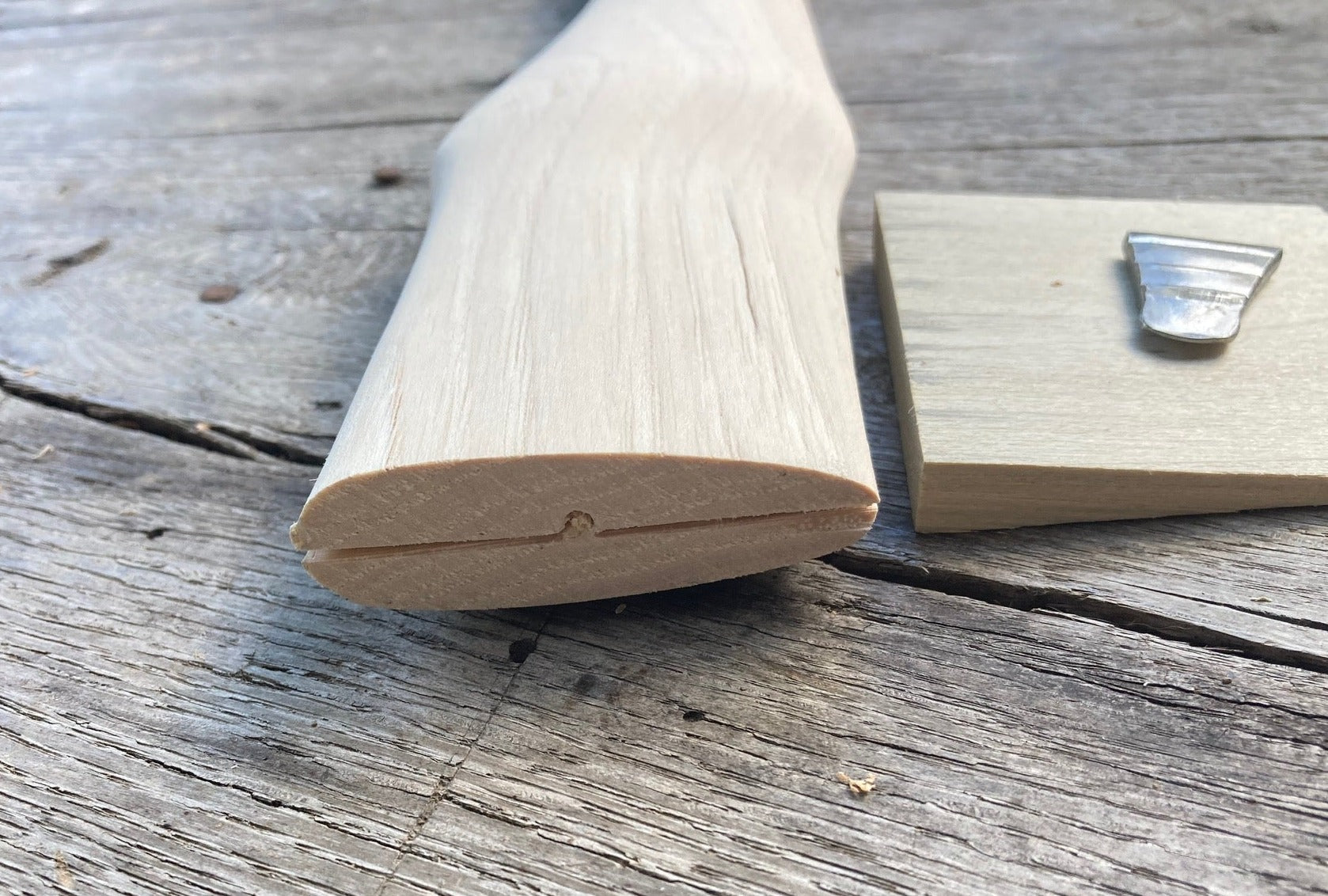 30" French Favorite Beaver Tooth