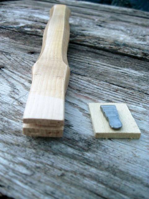 https://beaver-tooth.com/cdn/shop/products/hammer-handle-14-octagon-pattern-claw-hammer-handle-white-american-hickory-item-x7114-1-2_1024x1024.JPG?v=1450183200