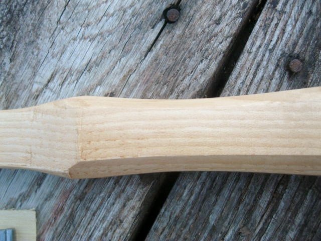 14" Octagon Pattern Claw Hammer Handle White American Hickory Item # x7114-1 - Beaver-Tooth Handle Co.
 - 4
