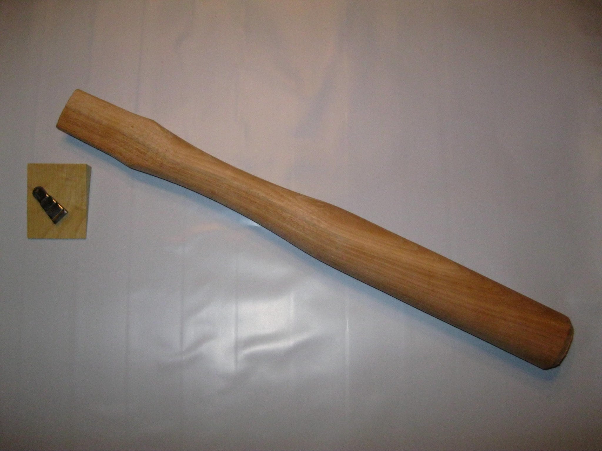 14" Lathing / Half / Shingle Hatchet Handle Item # 9314 American Hickory - Beaver-Tooth Handle Co.
 - 1