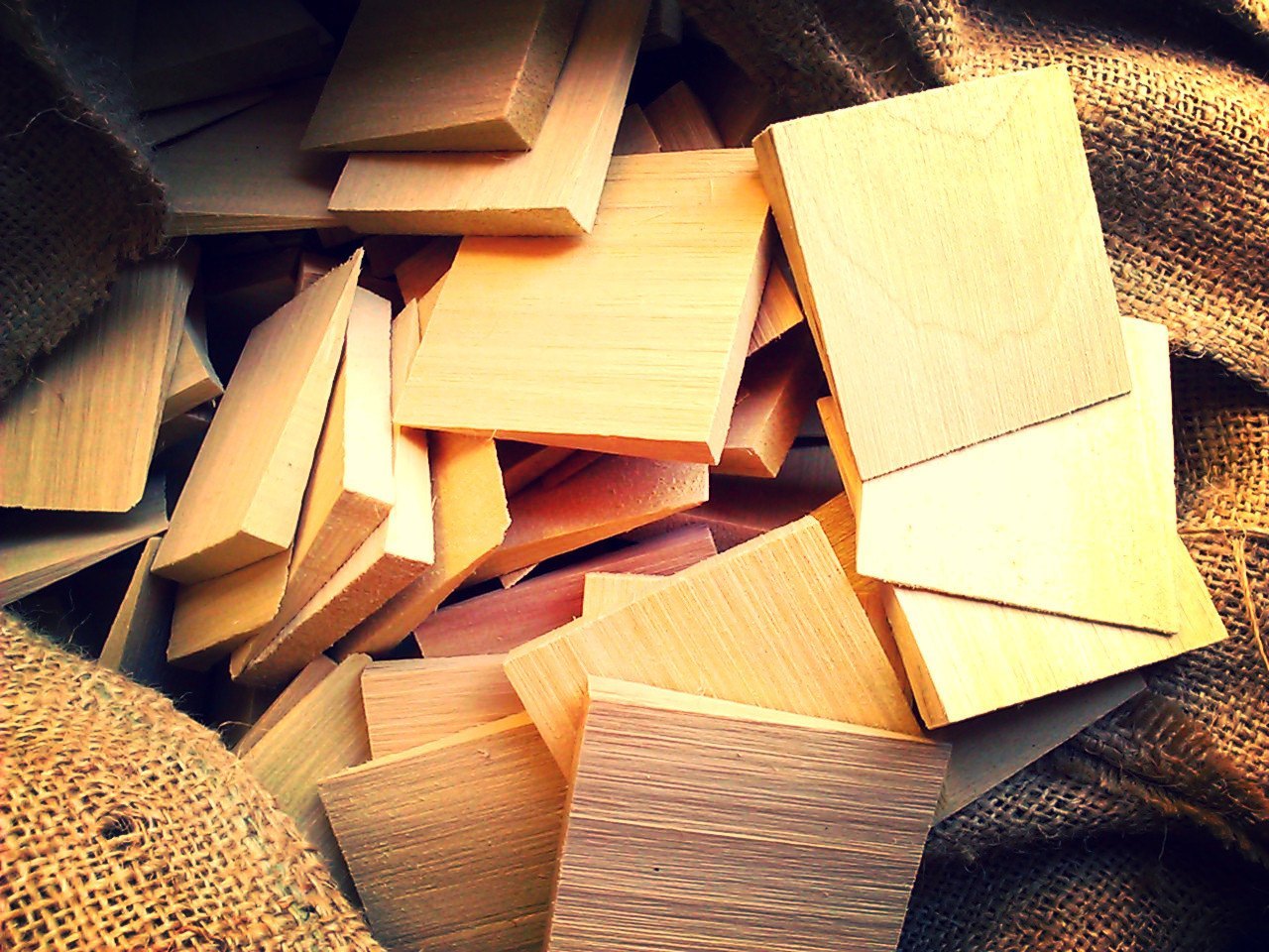 Bulk Wood Axe Wedges for Double Bit / Single Bit Axes Hatchets or Sledge Hammer Pick Size - Beaver-Tooth Handle Co.
 - 2